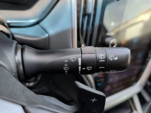 Used 2022 Subaru Outback Limited image 23