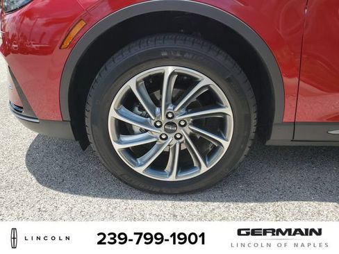 Certified 2023 Lincoln Corsair FWD w/ Equipment Group 101A image 12