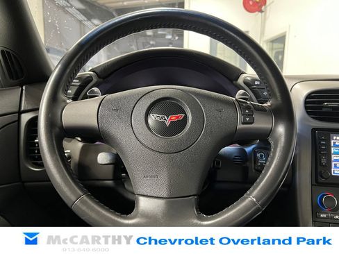 Used 2007 Chevrolet Corvette Coupe w/ Preferred Equipment Group RWD image 12