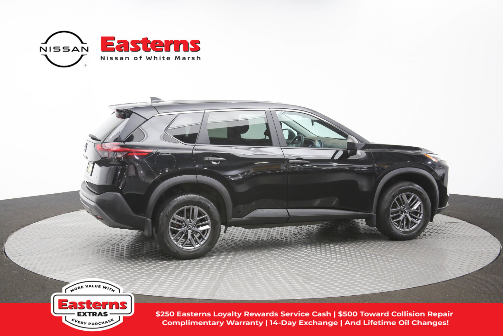 Used 2023 Nissan Rogue S AWD/4WD image 39