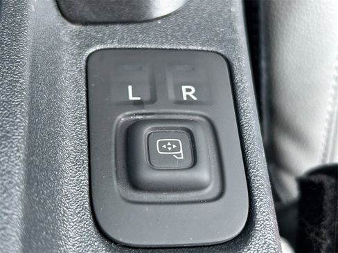 Used 2023 Ford Bronco Outer Banks image 16