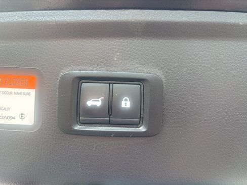Used 2025 Mitsubishi Eclipse Cross SE AWD/4WD image 11