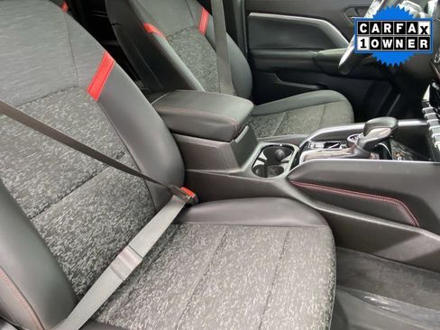 Used 2023 Chevrolet Colorado Z71 w/ Z71 Convenience Package 2 image 15