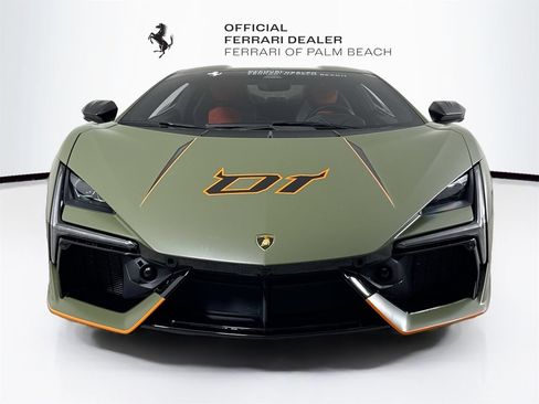 Used 2024 Lamborghini Revuelto AWD/4WD image 2