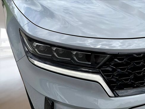 Certified 2023 Kia Sorento SX AWD/4WD image 29