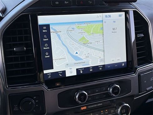 Used 2022 Ford F350 Platinum w/ FX4 Off-Road Package image 28