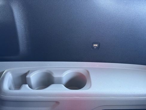 Certified 2023 Kia Carnival LX image 36