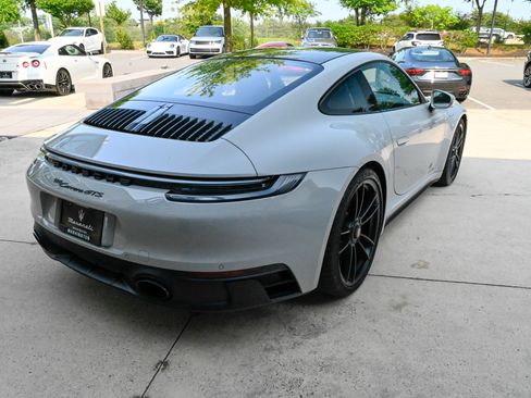 Used 2024 Porsche 911 Carrera GTS RWD image 5