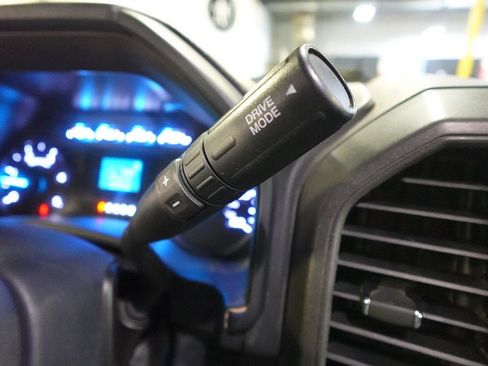 Used 2022 Ford F350 XL w/ Power Equipment Group AWD/4WD image 17