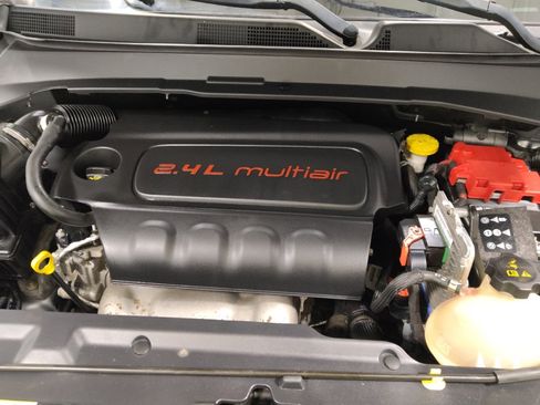 Used 2020 Jeep Compass Limited AWD/4WD image 30