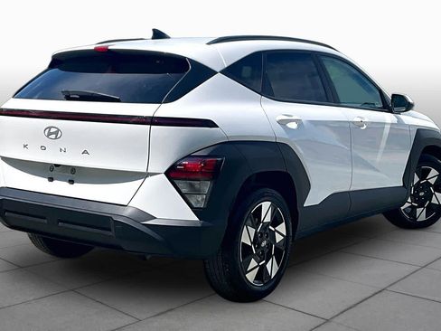 Used 2025 Hyundai Kona SEL FWD image 13