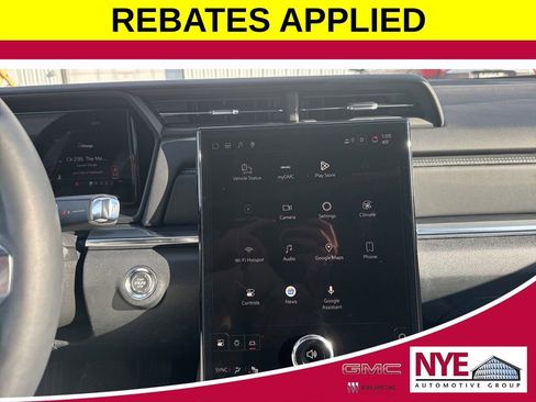 Used 2026 GMC Terrain Elevation w/ Elevation Premium Package image 23