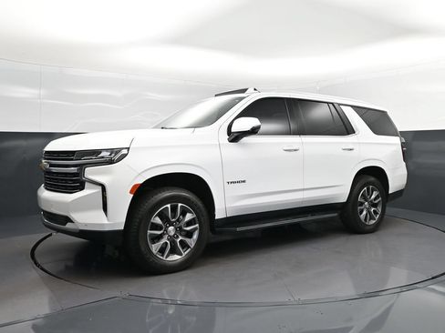 Used 2023 Chevrolet Tahoe LT w/ Luxury Package RWD image 3