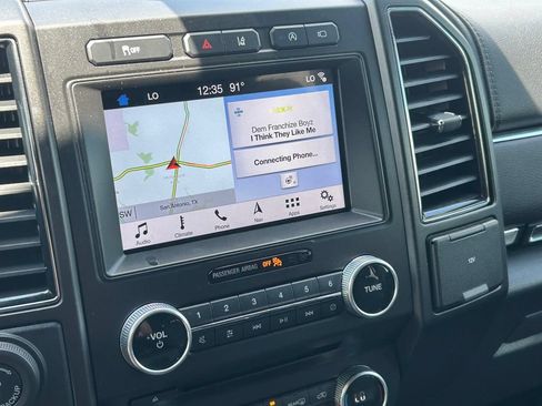 Used 2018 Ford Expedition Limited w/ Equipment Group 302A RWD image 39