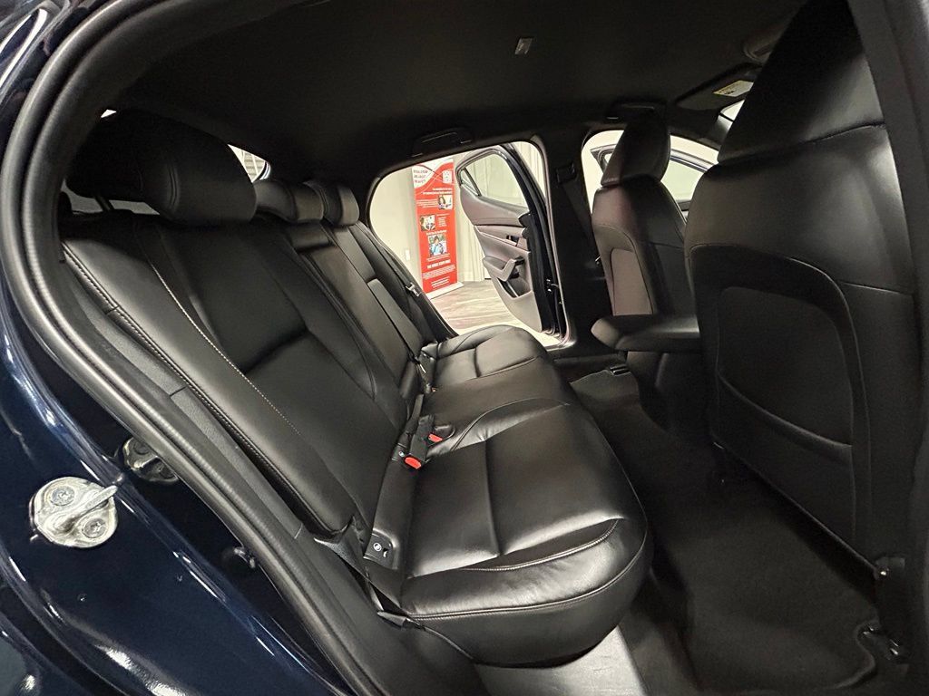 Used 2024 MAZDA MAZDA3 s FWD image 39