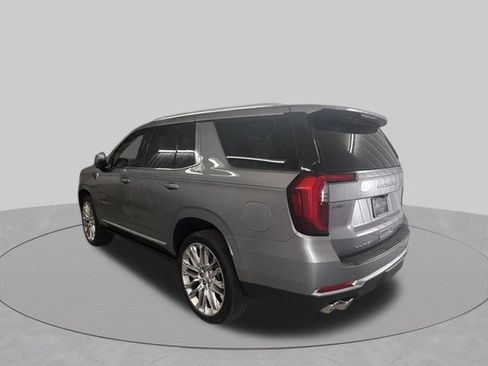 Used 2026 GMC Yukon Denali w/ Denali Reserve Package AWD/4WD image 8