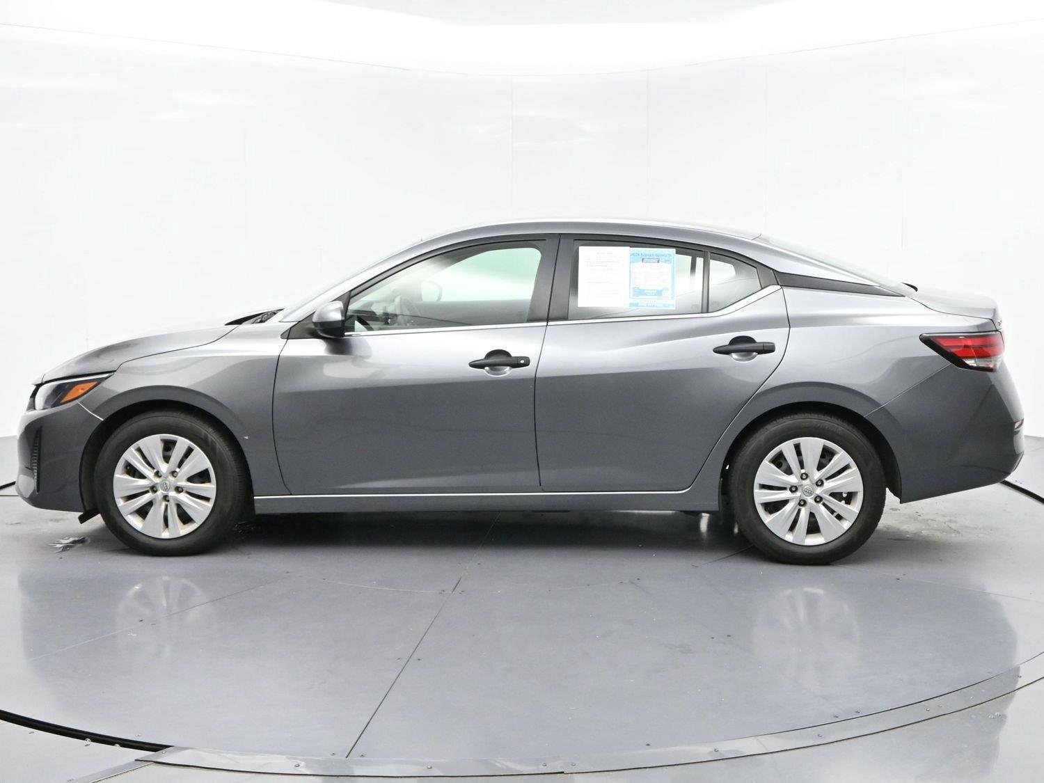 Used 2024 Nissan Sentra S FWD image 4