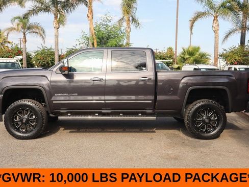 Used 2016 GMC Sierra 2500 Denali w/ Duramax Plus Package AWD/4WD image 5