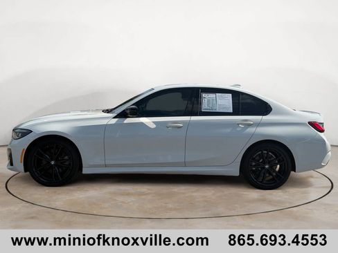 Used 2022 BMW 330i xDrive Sedan w/ M Sport Package AWD/4WD image 6