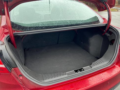 Used 2016 Ford Focus SE w/ Reverse Sensing Package image 14