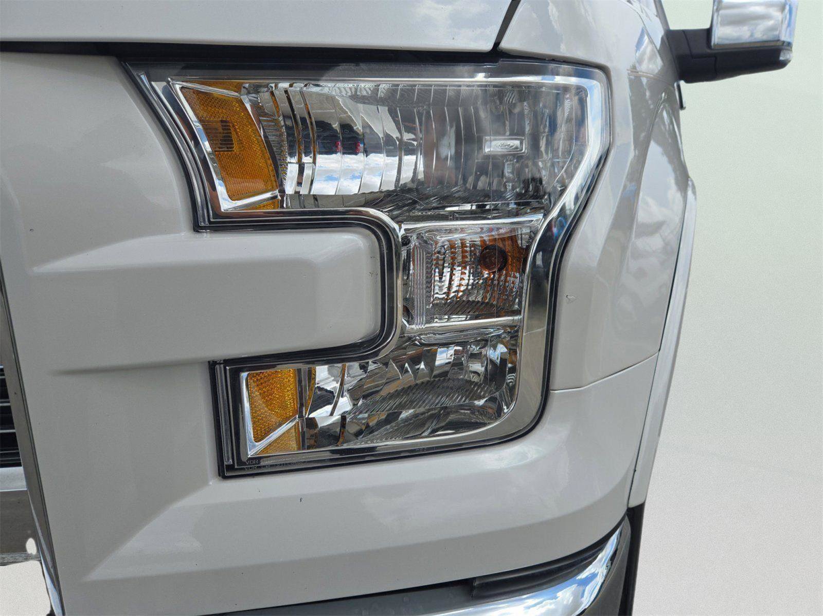 Used 2017 Ford F150 Lariat RWD image 9