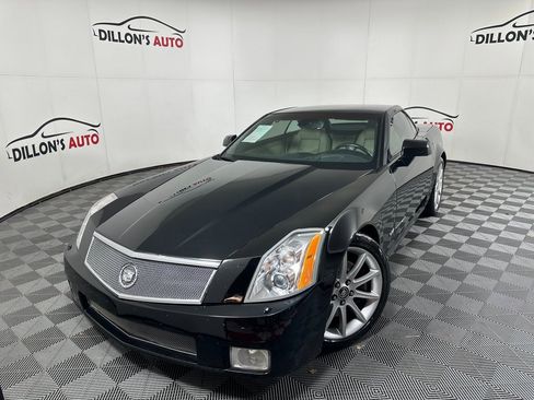 Used 2006 Cadillac XLR V image 1