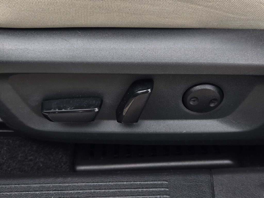 Certified 2023 Nissan Rogue SV FWD image 19