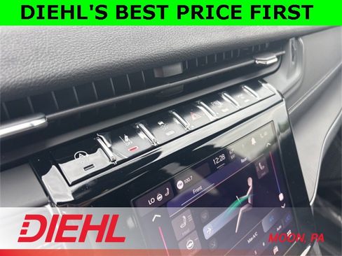 New 2025 Jeep Grand Cherokee L Altitude image 25