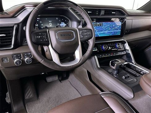 Used 2025 GMC Sierra 1500 Denali image 21