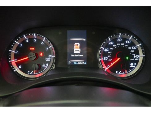 Used 2020 Toyota Highlander L AWD/4WD image 39