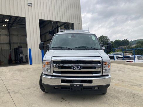 New 2027 Ford E-350 and Econoline 350 Super Duty w/ Power Equipment Group RWD image 2