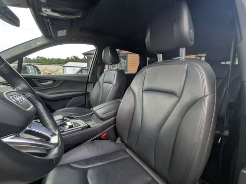 Used 2018 Audi Q7 3.0T Premium Plus w/ Premium Plus Package AWD/4WD image 24