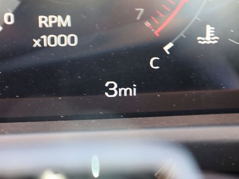 New 2025 GMC Acadia AT4 w/ Super Cruise Package image 14