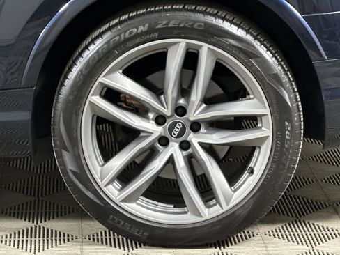 Used 2018 Audi Q7 3.0T Prestige w/ Prestige Package AWD/4WD image 26