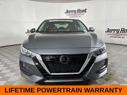 Used 2023 Nissan Sentra SV w/ SV Premium Package image 3