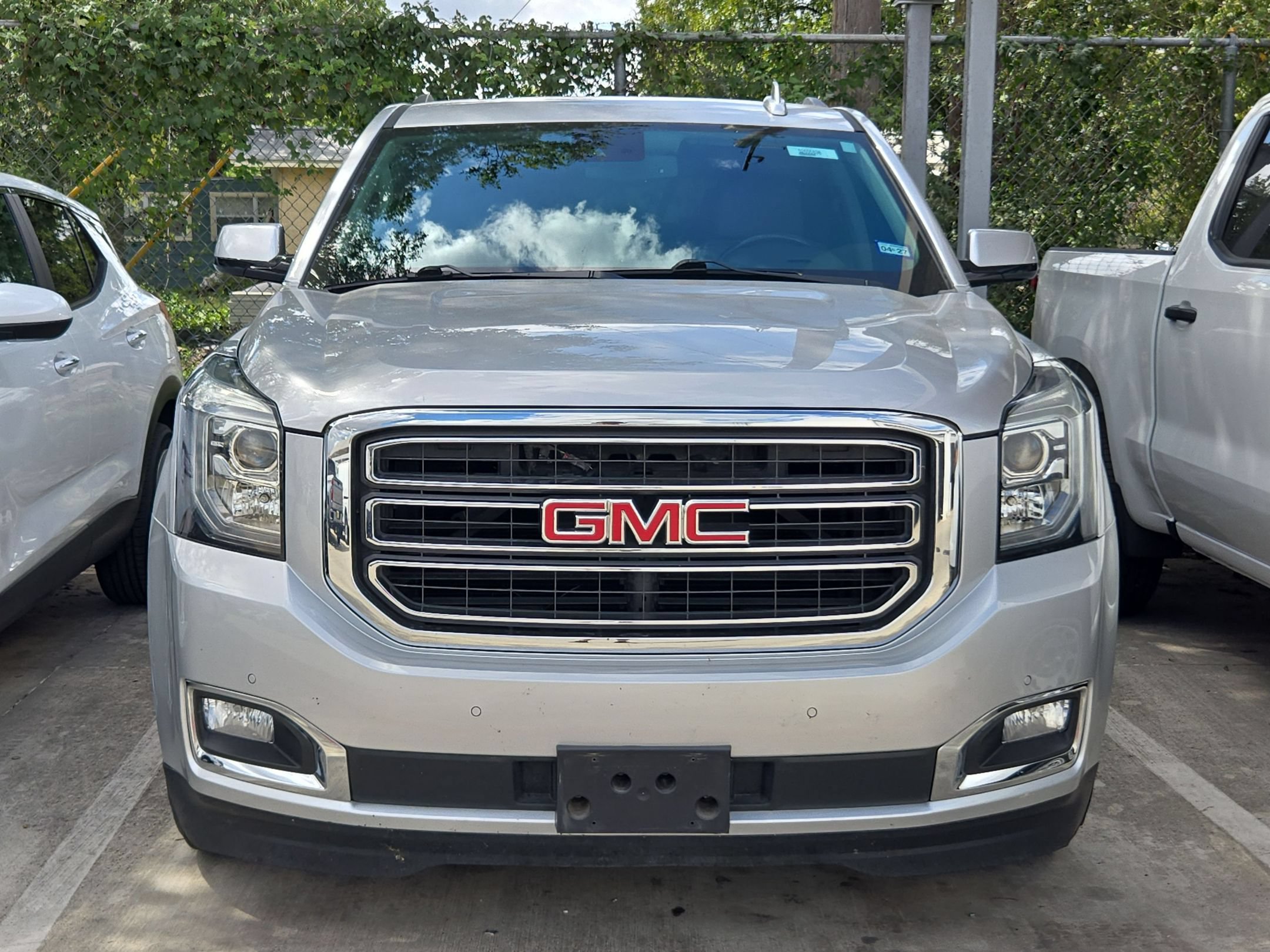 Used 2020 GMC Yukon SLT w/ Open Road Package RWD image 2
