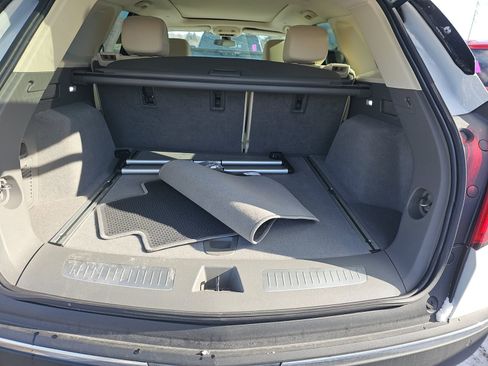 Used 2025 Cadillac XT5 Premium Luxury image 23