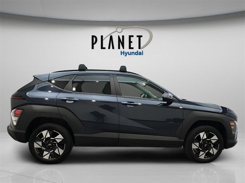 Certified 2025 Hyundai Kona SEL image 8