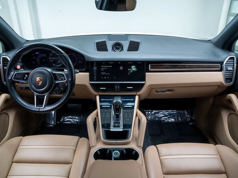 Used 2019 Porsche Cayenne E-Hybrid AWD/4WD image 8