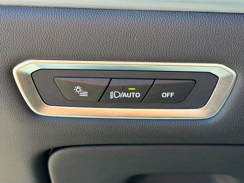 Used 2024 BMW X7 xDrive40i image 35