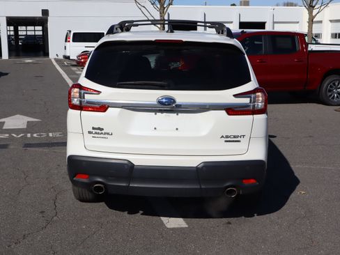 Used 2024 Subaru Ascent Limited w/ Technology Package image 9