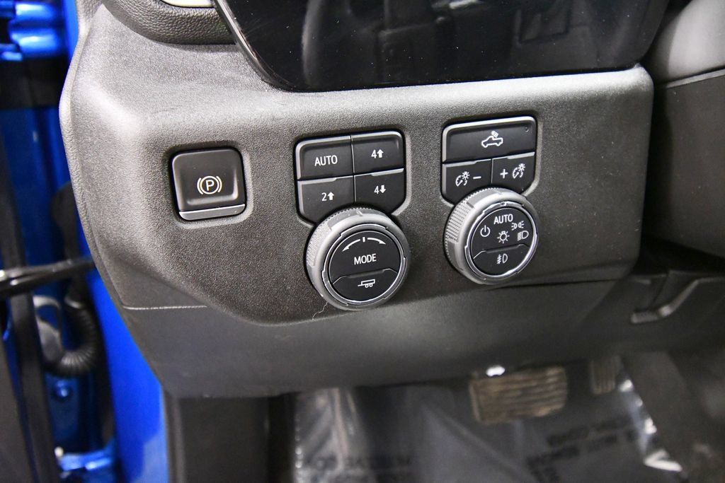 Used 2022 Chevrolet Silverado 1500 RST w/ Z71 Off-Road Package AWD/4WD image 19