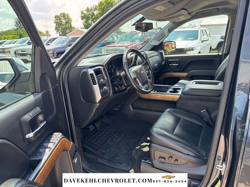 Used 2018 Chevrolet Silverado 1500 LTZ w/ Sport Package AWD/4WD image 10