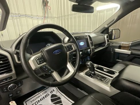 Used 2019 Ford F150 Lariat w/ Equipment Group 502A Luxury image 9