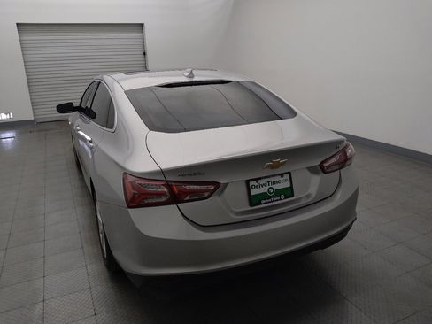 Used 2022 Chevrolet Malibu LT FWD image 6