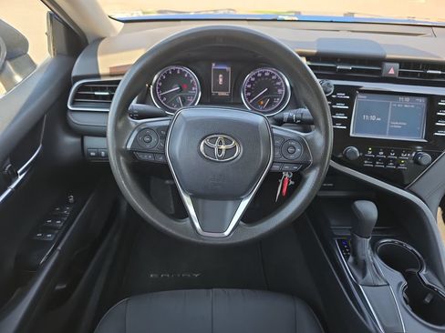 Used 2019 Toyota Camry LE FWD image 14