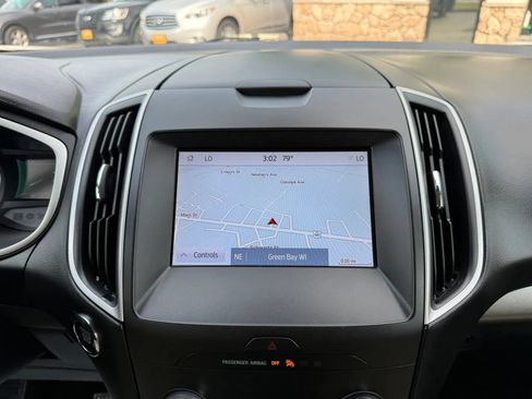 Used 2019 Ford Edge SEL w/ Cold Weather Package AWD/4WD image 29