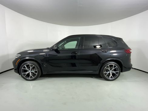 Used 2023 BMW X5 xDrive40i w/ M Sport Package image 9