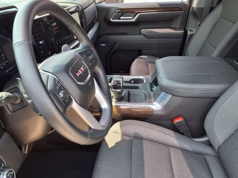 Used 2025 GMC Sierra 1500 Elevation w/ Preferred Package RWD image 17