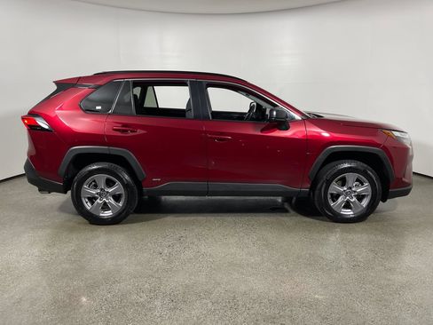 Certified 2025 Toyota RAV4 LE AWD/4WD image 2